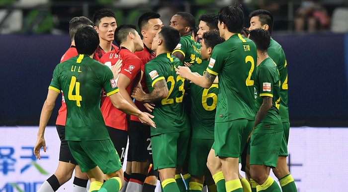 今夜阿斯顿维拉再遭质疑——葡超节点到来,质疑声仍在,控场能力受关注的简单介绍 今夜阿斯顿维拉再遭质疑——葡超节点到来,质疑声仍在,控场能力受关注的简单介绍